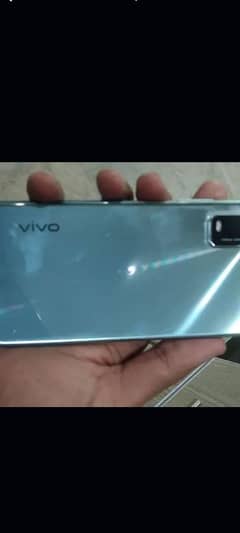 vivo y20s 4gb 128gb 10/10 only orignal charger 1 weak cheak warranty