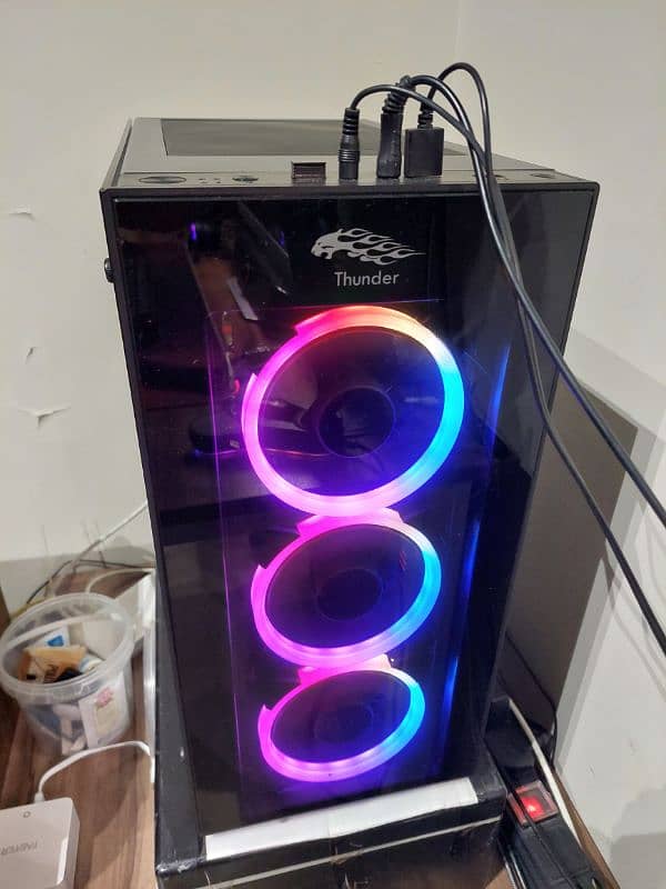 Gaming PC Setup  Thuder RGB casing, GTX 960, 16 GB ram 9