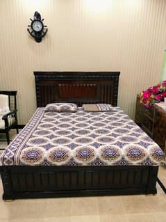 new solid bed 03125459348