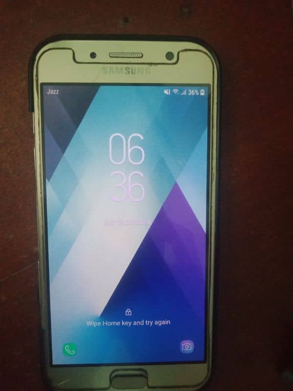 Samsung A7 (3,32) Sale 0