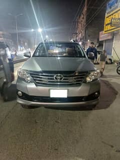 Toyota Fortuner 2013