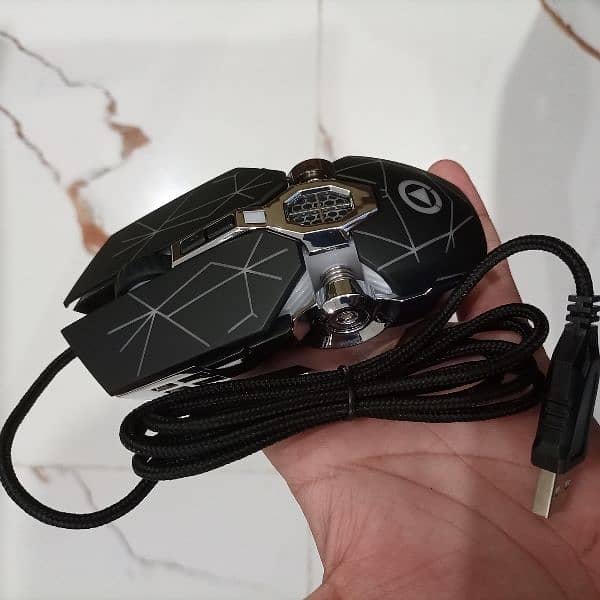 Chinese Best Gaming Mouse with RGB lights 5