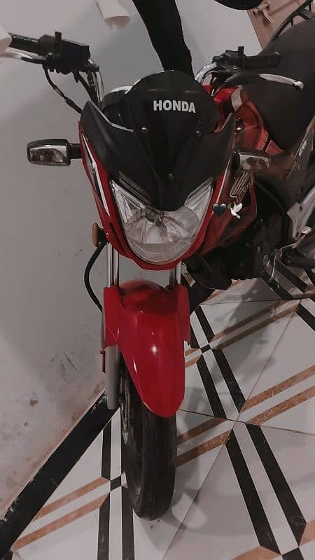 Honda cb 150f 3