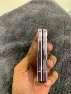 SUMSUNG Z FILP 5 8 256 GB NON PTA