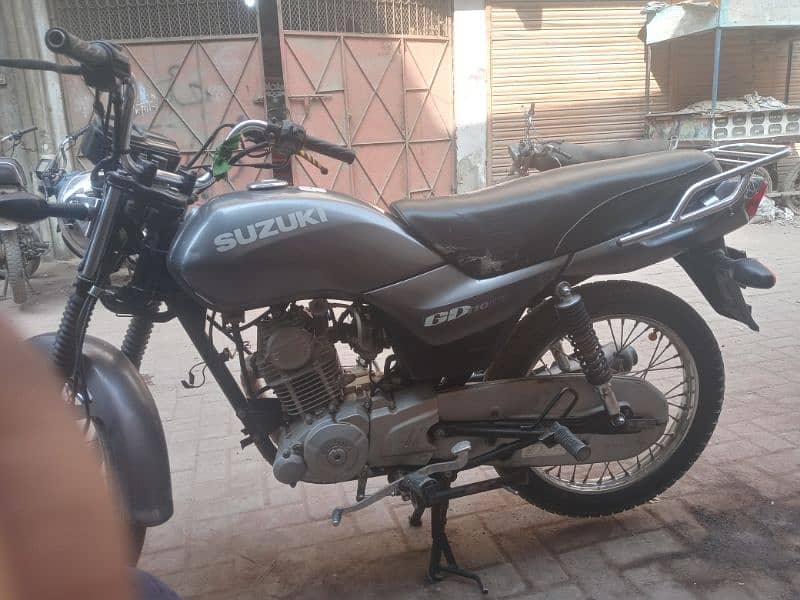 Suzuki 110HU ( All Pakistan Register) 1