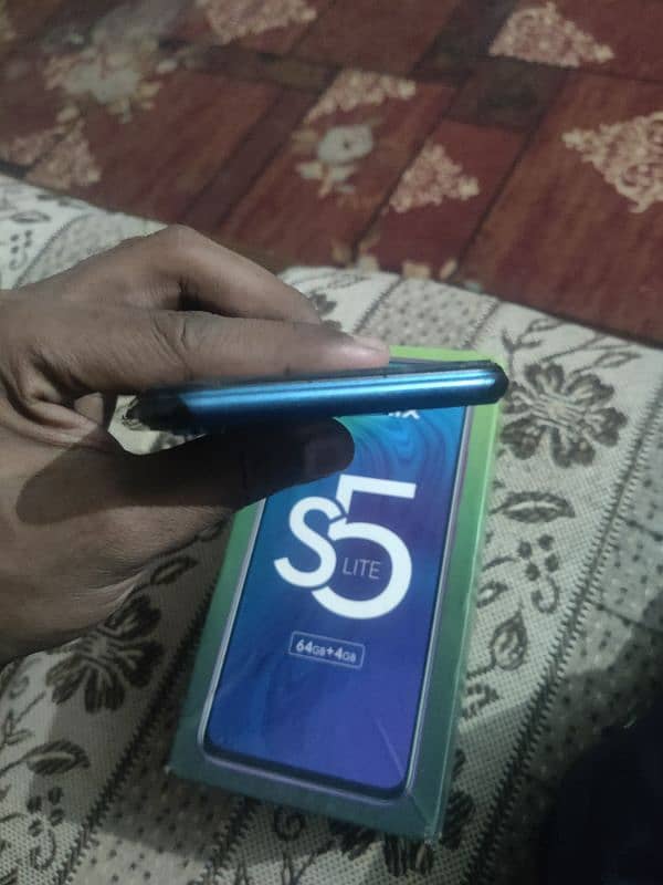 INFINIX S5 LITE WITH BOX(Exchange possible) 1