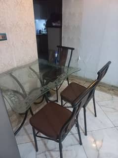 Dining table  for sale