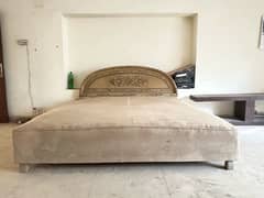 Double Bed Antique Old Style