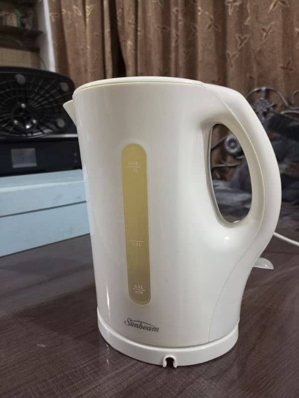 Electric kettle 0