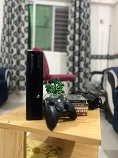 Xbox 360 with 1 wireless controller