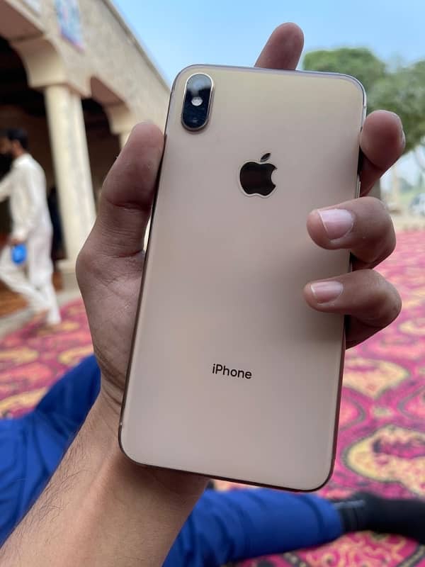 Iphone xsmax256 gb factory unlock 3