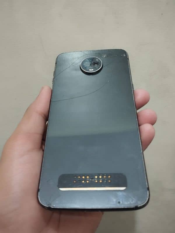 Moto Z3 4/64 1