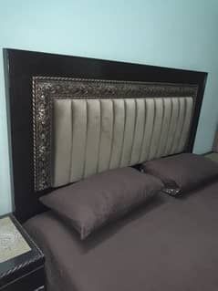 Wooden Bed for Sale with 2 sidetables and Mattress