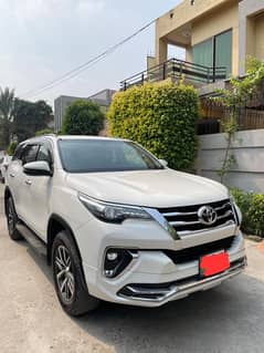 Toyota Fortuner V 2019