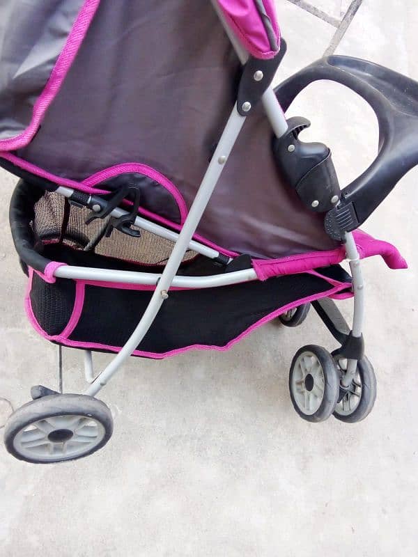 pram for kids 1