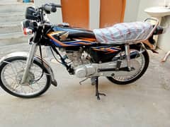 Honda CG 125 model 2018 ka 9 month hayedrabad numbr