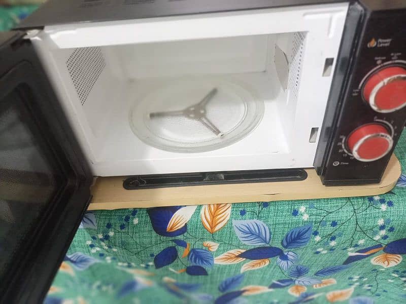 Enviro microwave oven neat and clean condition 7