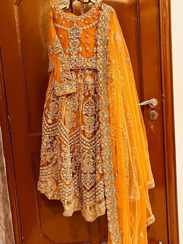 Mehndi Bridal Lehnga 2