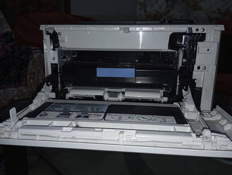 Hp Color Laser Jet Pro M454DN 3