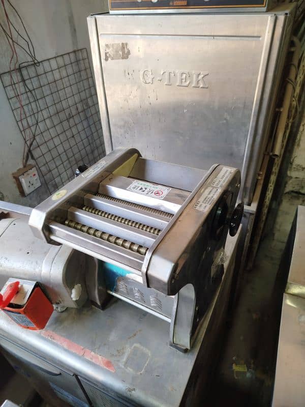 noodles pasta making machine imported stainless steel body 220 voltage 8