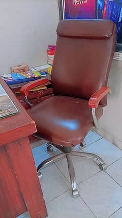 Boss chairs and staff chairs for sale