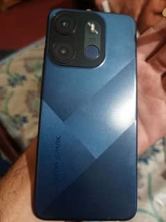 tecno 4/64 colour blue screen cracked