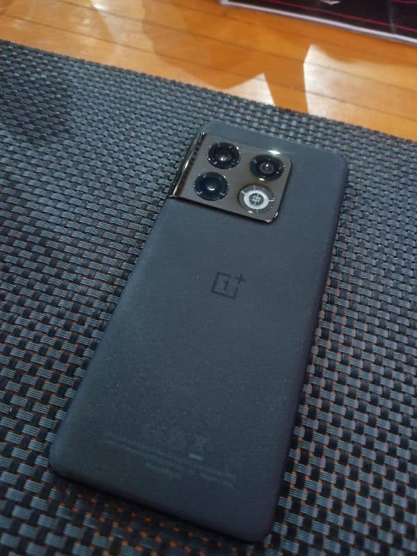 OnePlus 10 pro 0