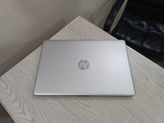 Hp 15 core i5 11th gen quadcore 8mb cache 15.6 inch Numpad Keys