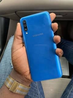 samsung A50  condition 9/10  economy price