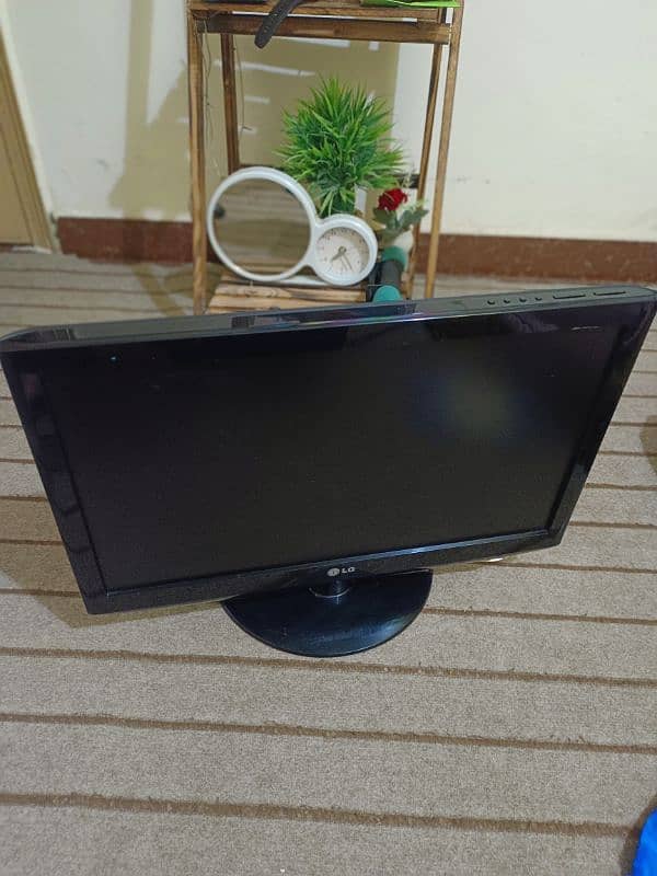 LG LCD Monitor + TV full options 2