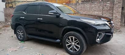 Toyota Fortuner 2.7 Push Start Model 2018