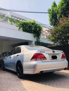 Toyota Crown 2004