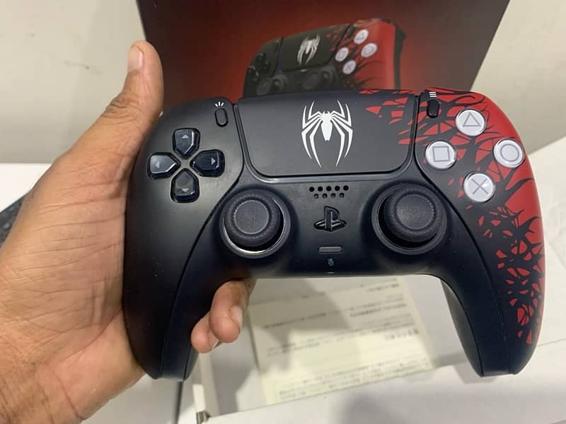 PS5 DUAL SENSE CONTROLLER SPIDERMAN 2 EDITION DUALSENSE 4