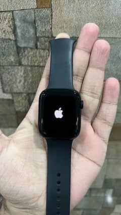 Apple smart watch,7 series. No msg just call on 03187448887