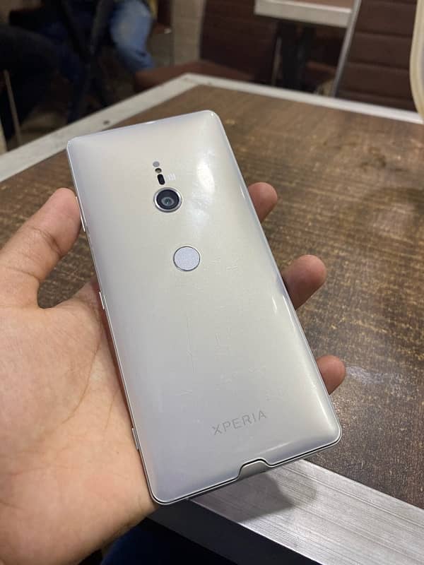 Sony Xz3 10 by 10 condition 2