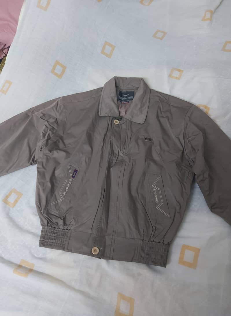 New beige color Jacket for boys 0