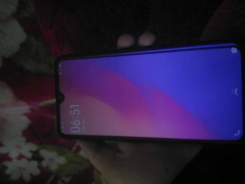 vivo y17 I am selling good in condition 4