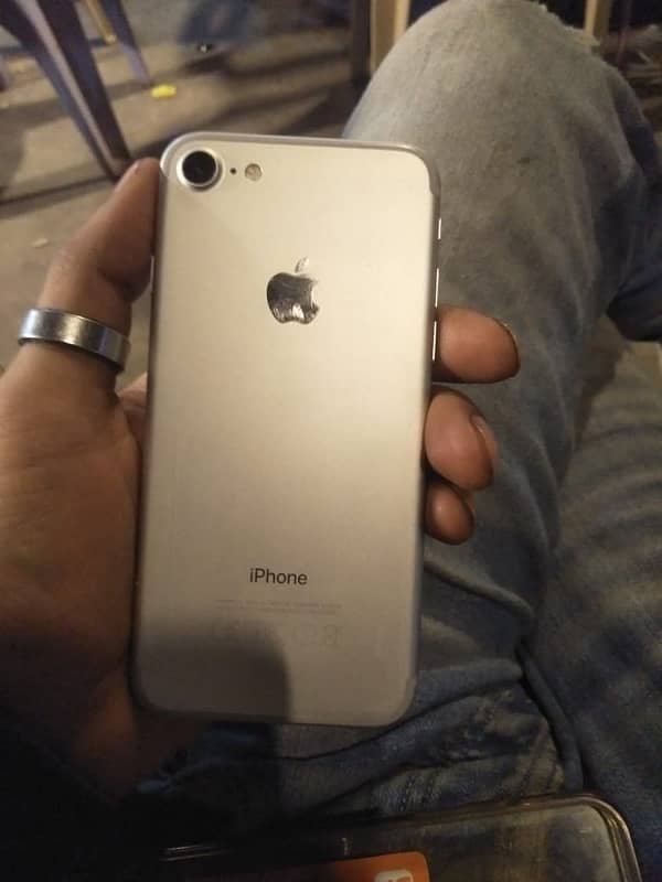 Iphone 7 PTA Approved 32 GB 1