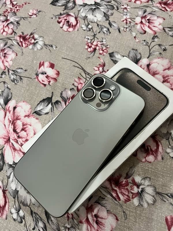 Iphone 15 pro max 1