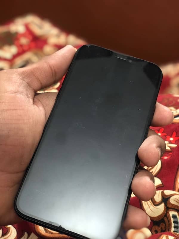 Iphone 11 pro waterpack sim time available 1