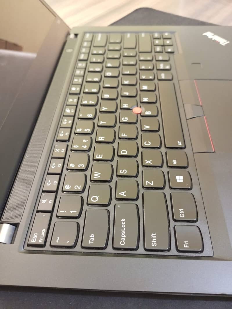 Lenovo ThinkPad T490 Core i5-8th Gen 8GB Ram 256GB SSD, 9