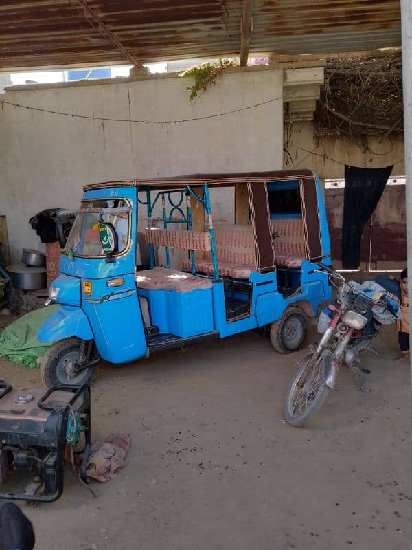 Sazgar 6 Seater Rickshaw 0