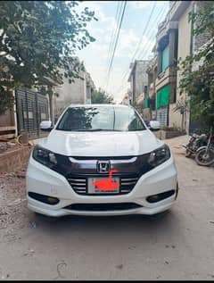 Honda Vezel 2016