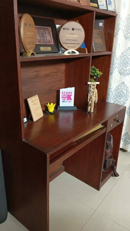 Wooden Computer Table with Rack 1