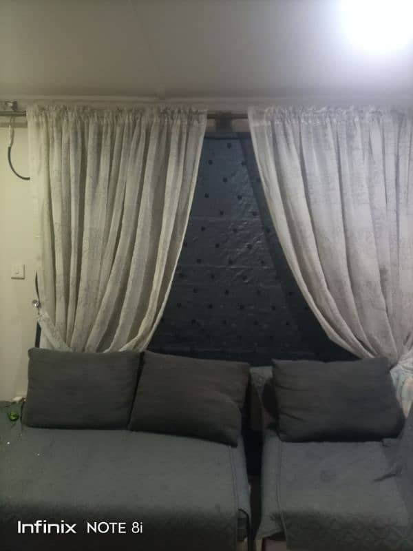 curtains with blind 0