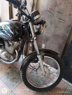 Suzuki GS 150