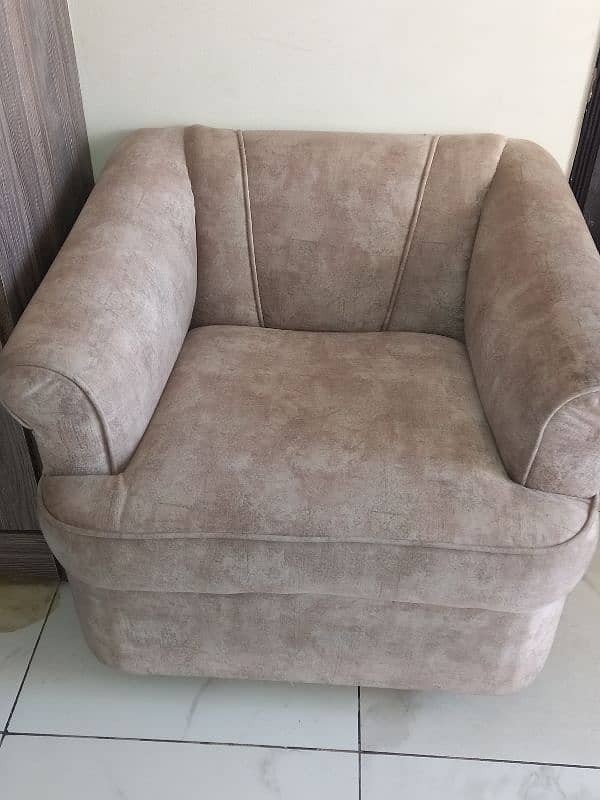 5 seater sofa 23000 0