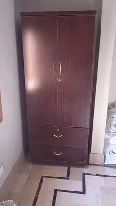 2 Almari Wardrobs Good condition