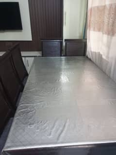 Dinning Table Condition Glass Top 10/10 for Sale