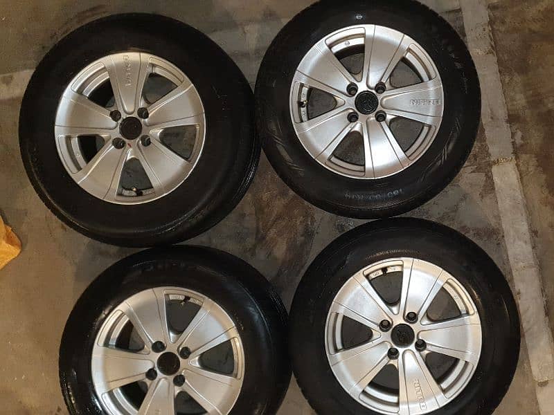 rim 14inch 6j, tyre 185.65. 14 ,brand new condition rim and 75%+ tyres 2